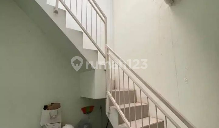 Dijual Rumah Semi Furnished di Cherry Field Buah Batu 2