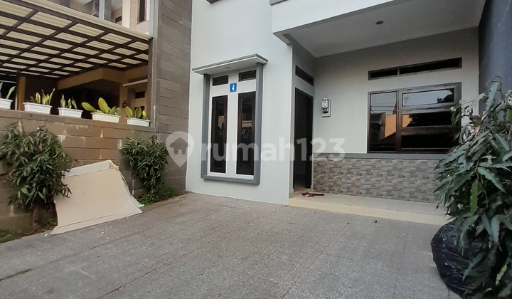 Rumah 2 Lantai Cantik Terenovasi Di Buah Batu 2