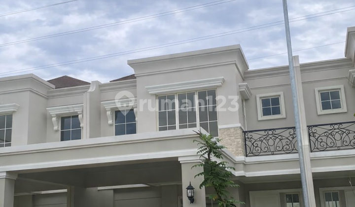 Disewakan Rumah Mewah Podomoro Park Disewakan Rumah Mewah Podomoro Park