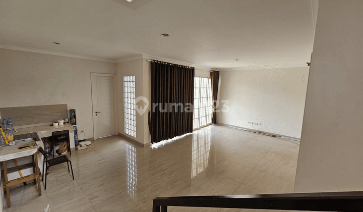 Disewakan Rumah Mewah Siap Huni Di Podomoro Park 2