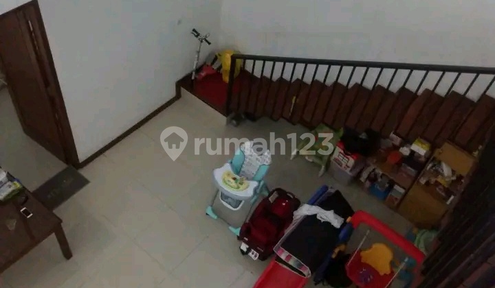 Rumah Luas Furnish di Komplek Buah Batu 2