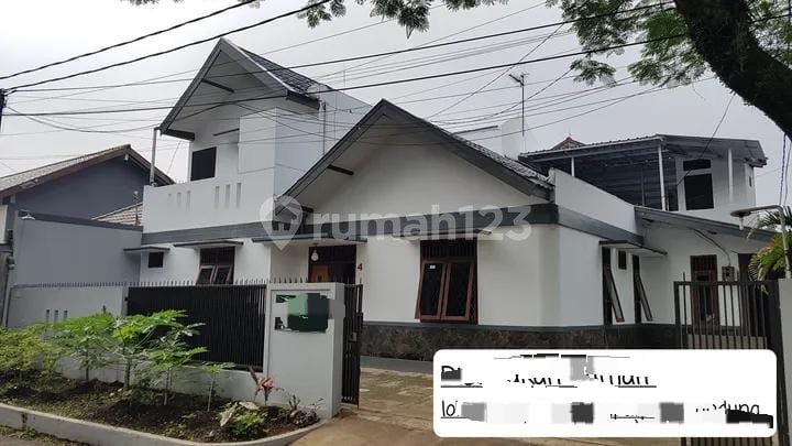 House with Strategic Location in Cipaganti