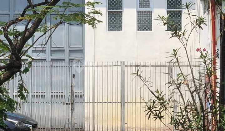 Disewakan Ruko 2 Lantai Daerah Antapani