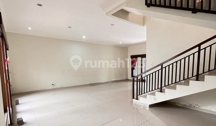 Rumah Modern Mewah Di Pusat Kota Cimahi 1