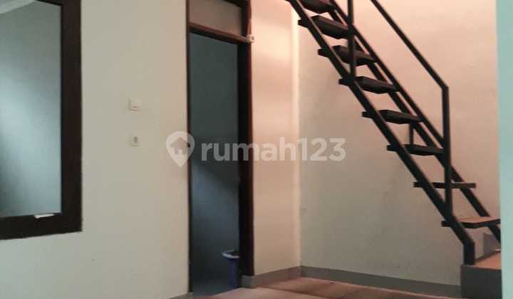Disewakan Rumah Pusat Kota Lingkungan Aman Bebas Banjir Jl Kembar 2