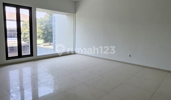 Jual Rumah Mewah Lingkungan Nyaman Pusat Kota Komp. Batunuggal Jual Rumah Mewah Lingkungan Nyaman Pusat Kota Komp. Batunuggal