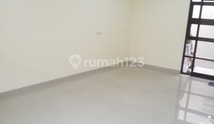 Dikontrakkan Rumah Minimalis Pusat Kota Strategis Jl. Kembar 2