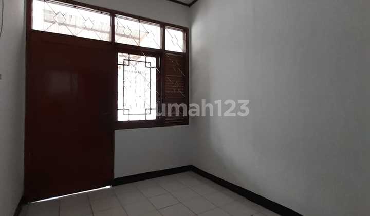 Rumah Di Jl. Pasir Huni 2