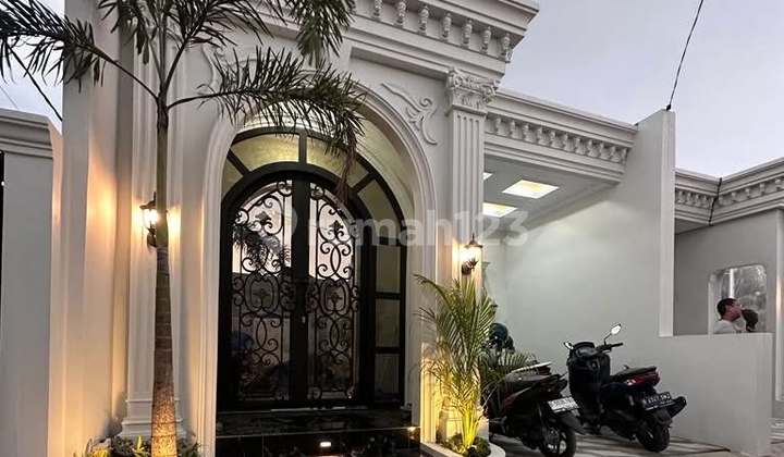 Rumah Murah Type Studio di Jagakarsa Design American Classic Bisa KPR