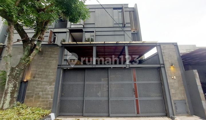 Rumah Semi Furnished Design Modern Dekat Mrt Lebak Bulus