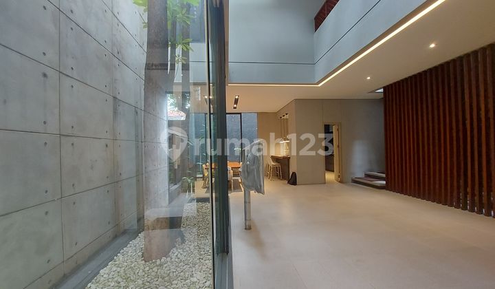 Rumah Semi Furnished Design Modern Dekat Mrt Lebak Bulus 2