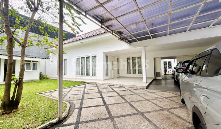 Rumah Modern Tropical Cocok untuk Kantor, Klinik atau Hunian di Bangka, Kemang Rumah Modern Tropical Cocok untuk Kantor, Klinik atau Hunian di Bangka, Kemang