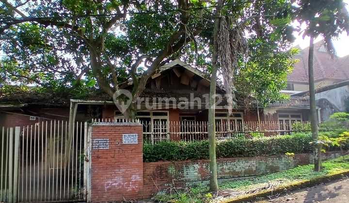 Rumah Tua Hitung Tanah Lokasi Bagus Harga dekat NJOP Mega Cinere Rumah Tua Hitung Tanah Lokasi Bagus Harga dekat NJOP Mega Cinere