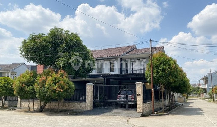 Rumah Bagus Hook Komplek Arco Pancoran Mas Depok Dekat Akses Tol Rumah Bagus Hook Komplek Arco Pancoran Mas Depok Dekat Akses Tol