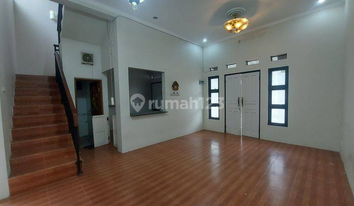 Rumah Minimalis 2 Lantai dekat Pasar Segar Cinere 2