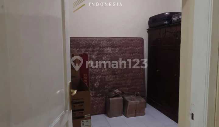 For Sale House in densely populated area near Gedangan market 2