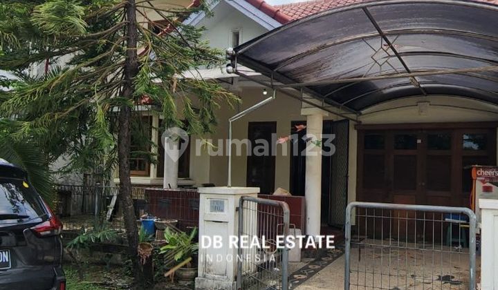 Vila Vallensia Pakuwon Indah