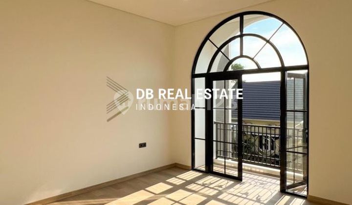 FOR SALE BRAND NEW AMERICAN MODERN STYLE VILLA TAMAN TELAGA, CITRALAND 2