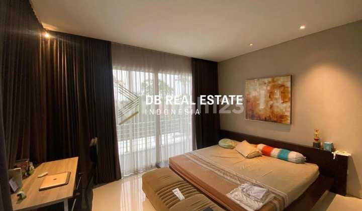 VENDOR WANTS TO SELL FAST!!! GRAHA FAMILY HOUSE IN FAVORITE BLOCK! 2