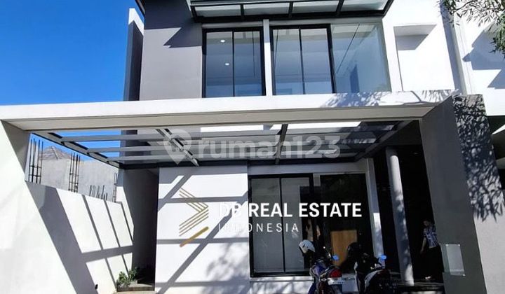 DIJUAL RUMAH MEWAH MODERN MINIMALIS CITRALAND STAMFORD PLACE 