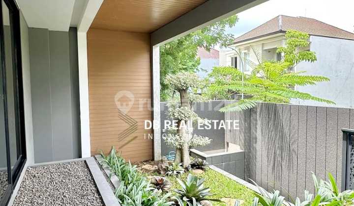 Rumah Imperial Golf - Pakuwon Indah Brand New House With Split Level 2