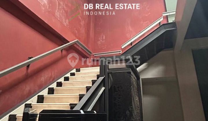 FOR SALE Modern Minimalist Gayungsari House 2