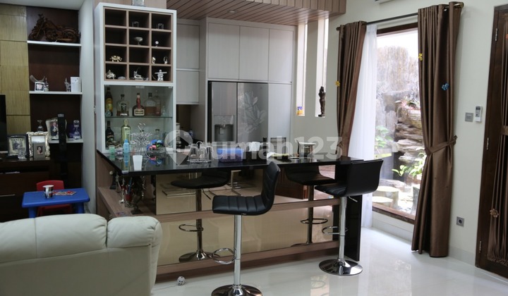 Dijual Rumah di Kebayoran  Bintaro Sektor 7 - TangSel