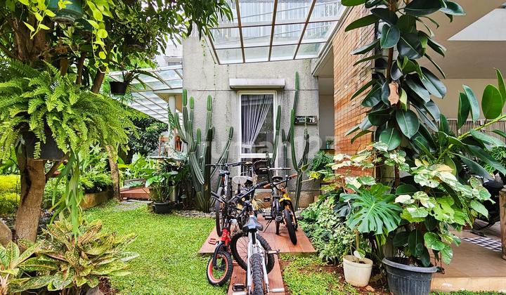 Dijual Rumah Siap Huni Serenia Hills Lebak Bulus - Layout Lapang & Teras Hadap Taman 2