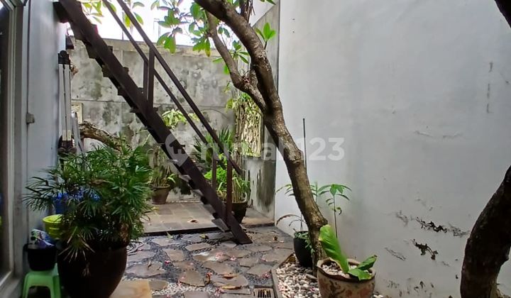 Rumah Mewah Lokasi Premium di Kebayoran Bintaro Sektor 7-TangSel 2