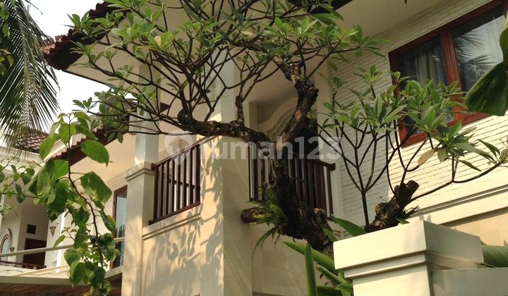 For Sale Luxury House in River Park Bintaro Sector 8