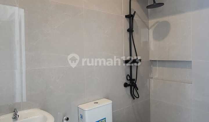 Dijual Rumah Siap Huni di Kebayoran Bintaro Sektor 7 - Tangsel 2