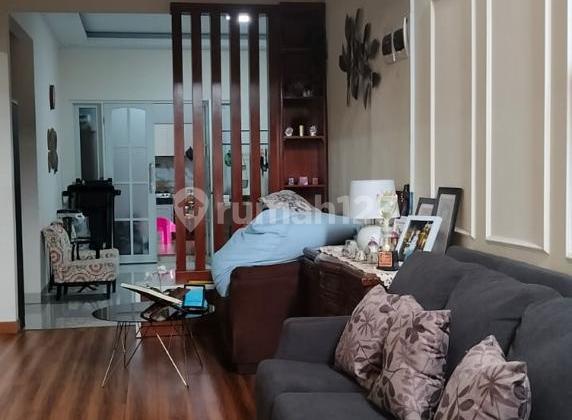 Rumah Hoek Sudah Renov 2