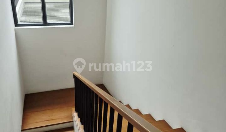Dijual Rumah di Camar Bintaro Sektor 3 - TangSel 2