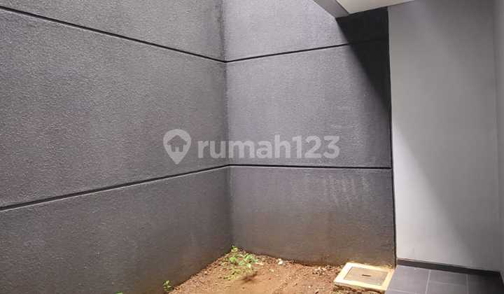 Rumah Brand New Hadap Taman di Kebayoran Bintaro Sektor 7-TangSel 2