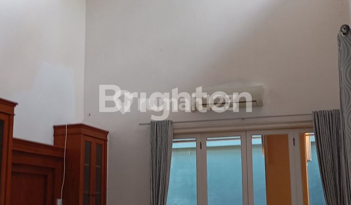 Disewakan Rumah Cantik 2 Lantai full furniture Balikpapan 2