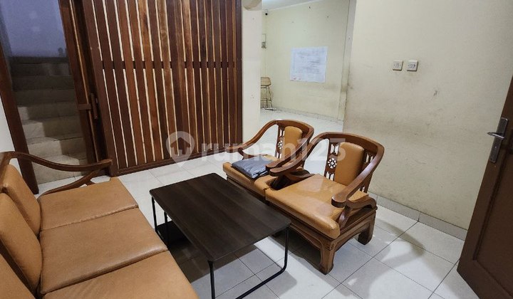 Kost an Murah 8 kamar eksklusif Strategis Daerah Elit di Situsari Cijagra Suryalaya Lengkong Turangga Buahbatu Kota Bandung, Dijual Cepat Butuh Uang, Murah, Bisa Nego, Investasi Cerdas Harga Spesial, Bebas Banjir Nyaman Huni