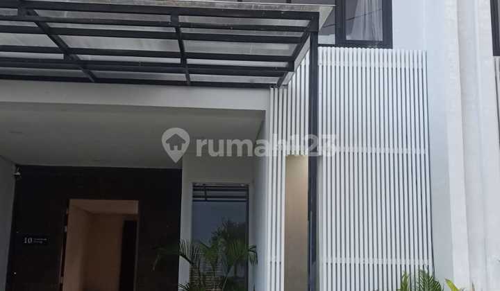 Villaa Baru Di Seminyak.bali Rp 4,3milyar