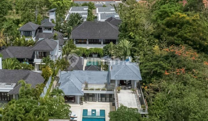 Luxury Villa For Sale,beach Front Rp 35 Milyar