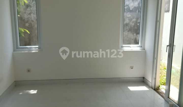 Rumah Lingkungan Exlusive Renon Rp 2,8m Bagus Rumah SHM di Renon 2