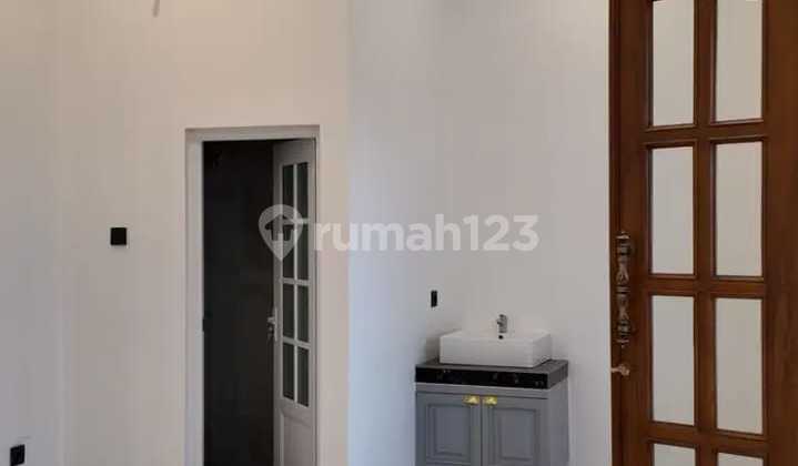 Rumah Baru American Classic di Greenleaf Jagakarsa Residence,Jaksel 2