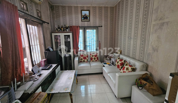 Rumah Sektor 6 , Cepat Jual