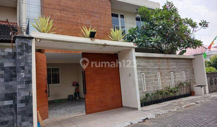 Rumah Mewah Full Furnished Kolam Renang Umbulharjo Yogyakarta 1