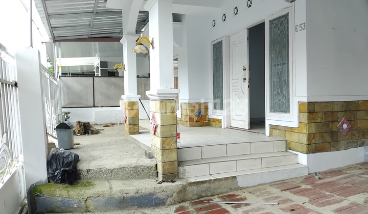 Disewakan Rumah Puri Tamansari 2