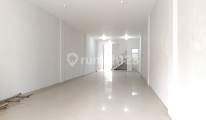 Disewakan Ruko Siap Pakai Baru Renov