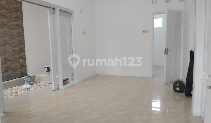 Dijual Rumah Siap Huni Dekat Tol Dijual Rumah Siap Huni Dekat Tol