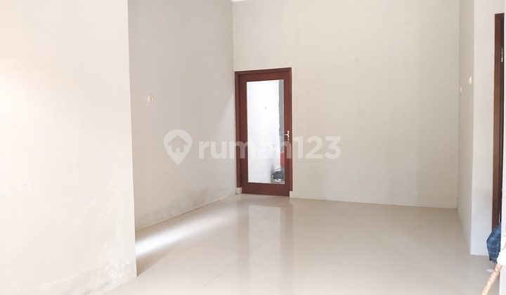 For Sale, Ready-to-Occupy House in Talun