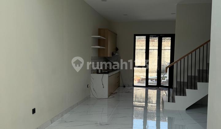 Jual Brand New Scandinavian House di BSD Griya Loka Tangerang 2