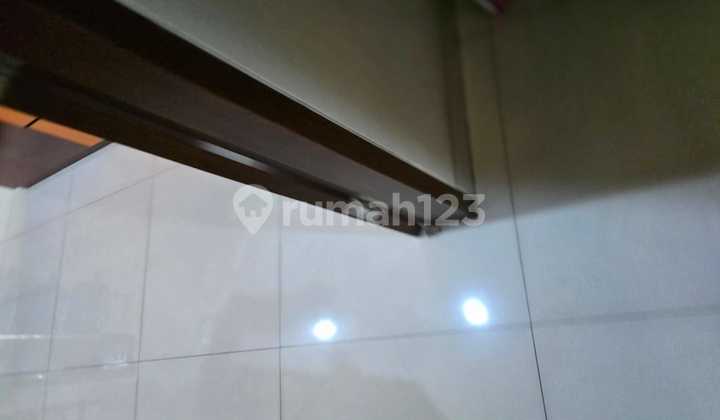 Rumah Bagus Furnished ada Pool di Sektor 1D-Gading Serpong, Tangerang 2