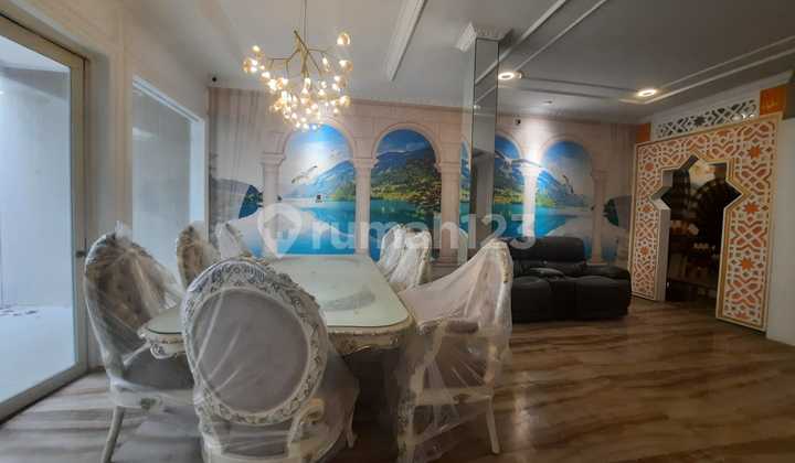 Jual Cepat Rumah dengan Furniture Cantik Lokasi Strategis di Delatinos BSD Tangerang 2