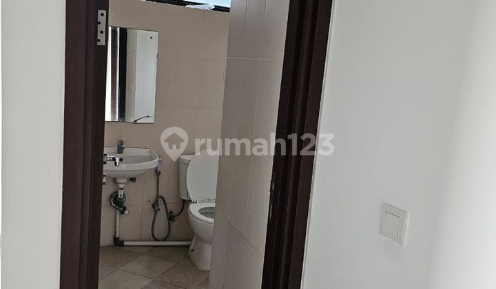 Dijual Rumah 2 Lantai Siap Huni (20x10) di The Icon BSD City Tangerang 2